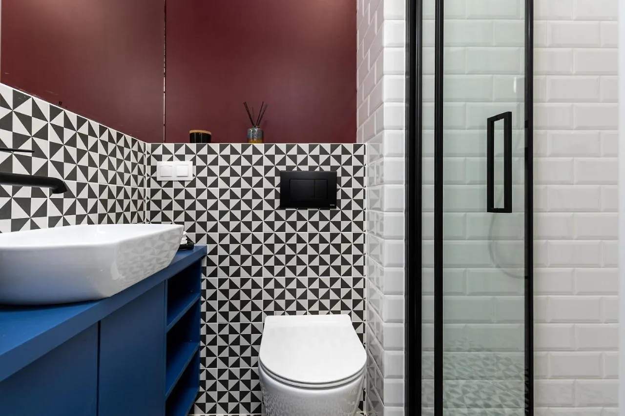 Smart Apartments - Old Town & Main Train Station - By Upstairs Krakow