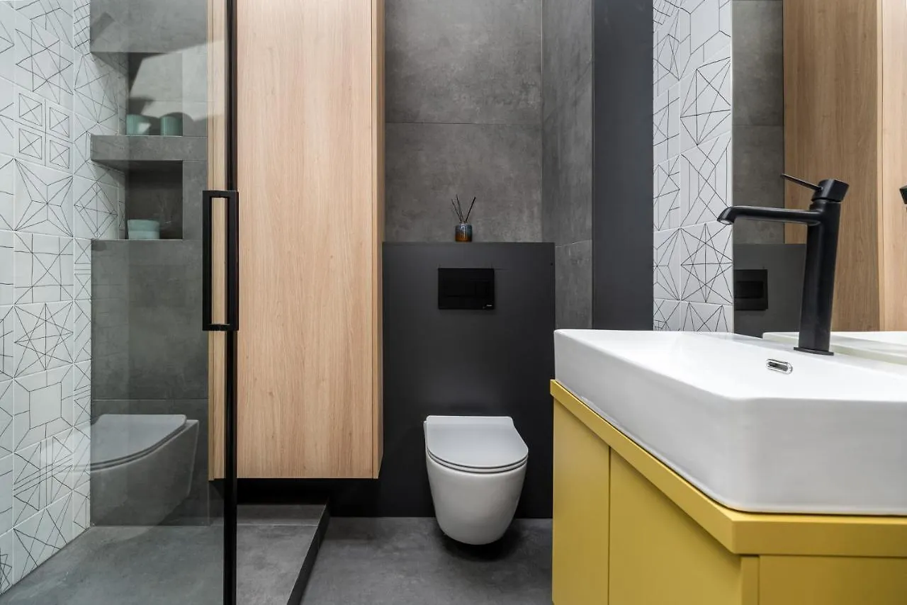 Smart Apartments - Old Town & Main Train Station - By Upstairs Krakow 0*,