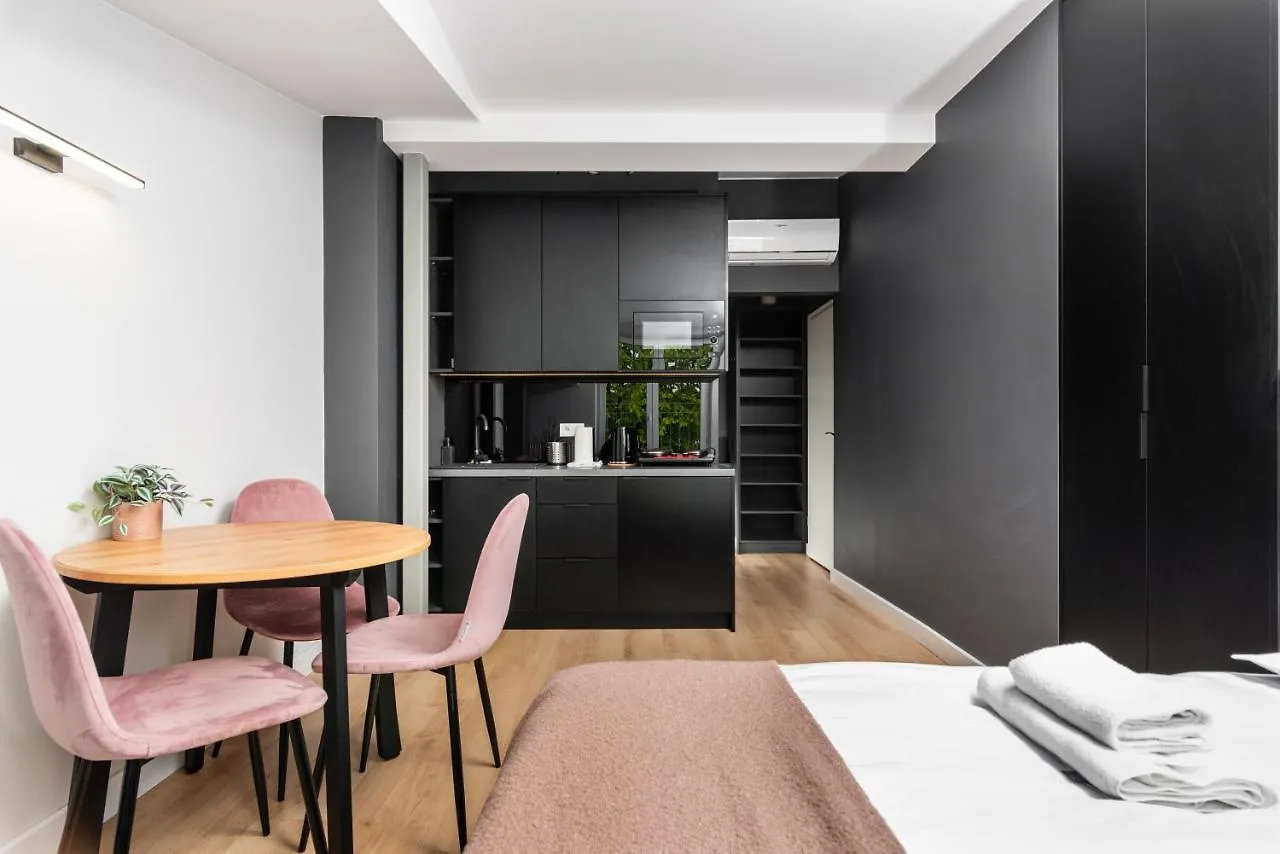 Smart Apartments - Old Town & Main Train Station - By Upstairs Krakow